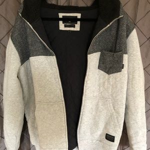 Men’s XL Quiksilver hooded sweatshirt